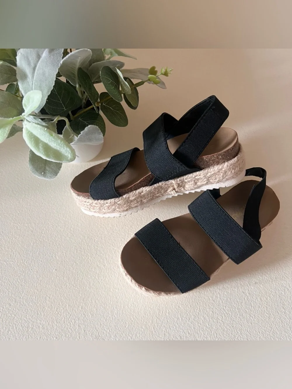 Steve Madden platform sandals